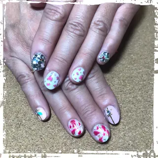 ネイル ECLAT エクラ所属・寺山 千鶴のネイルデザイン