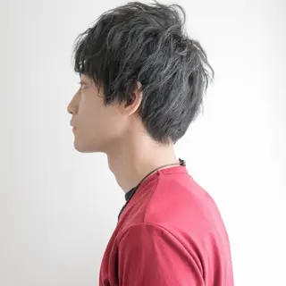 穏やかな美容室 🧑🏻‍🎨のヘアスタイル