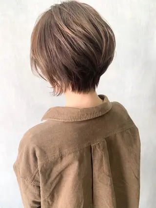 ショート 須賀 知穂のヘアスタイル