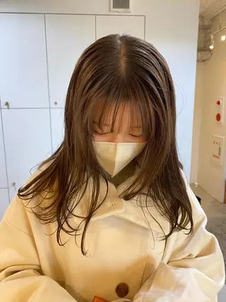ミディアム カラー 砂原 ひよりのヘアスタイル