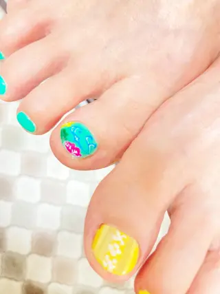 ネイル MonFavori 坂田のネイルデザイン