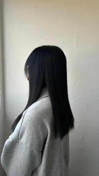 ロング 松井 詩織のヘアスタイル
