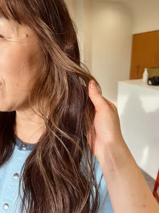 ロング 似合わせ/顔周り / レイヤーのヘアスタイル