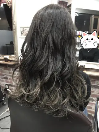 カラー hairsolon Geminiのヘアスタイル