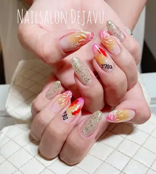 ネイル Nail salon Dejavu 🌿のネイルデザイン