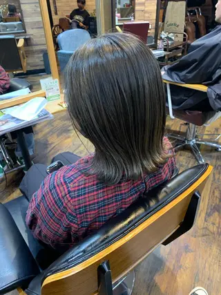 ミディアム カラー 川名 充✂️のヘアスタイル
