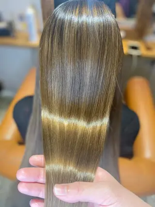 ロング カラー 髪質改善×矯正🫧 韓国ヘアasamiのヘアスタイル