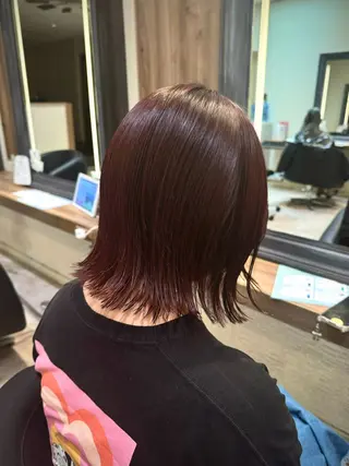 ミディアム カラー さら艶レイヤーカット 🩶Suzuneのヘアスタイル