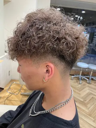ショート パーマ メンズ 青野 有雅のヘアスタイル