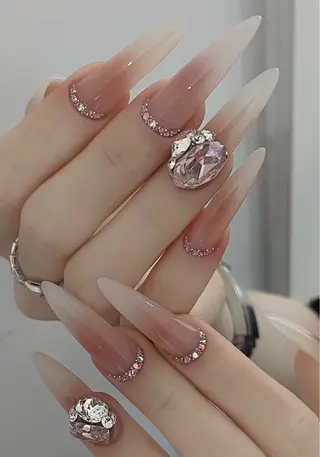ネイル Sachi Nail上野のネイルデザイン
