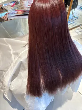 ロング 鶴谷 麻衣のヘアスタイル