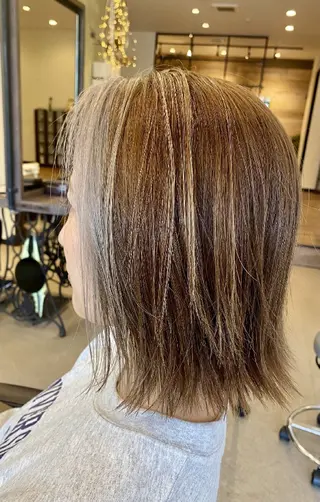 ミディアム カラー 土屋 夕貴のヘアスタイル