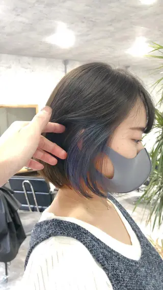 ショート カラー ウルフ/デザイン/ 大阪/タカハシユウキのヘアスタイル