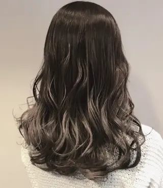 ロング シノハラ ガクト ショート/白髪ぼかしのヘアスタイル