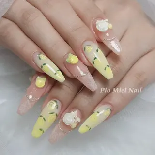 ネイル Pio Mielのネイルデザイン