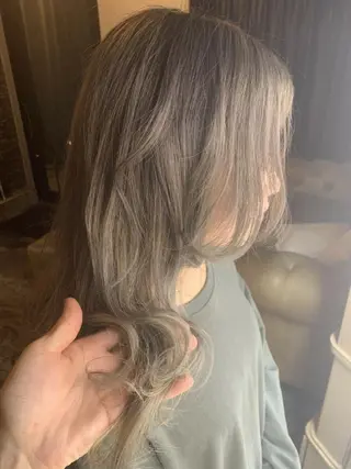 カラー 山崎 絹人のヘアスタイル
