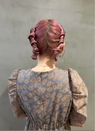 ミディアム ヘアアレンジ タナカ カナ🫧のヘアスタイル