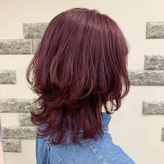 ミディアム カラー 薄田 珠美のヘアスタイル