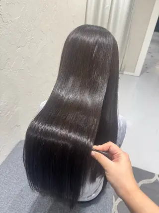 ロング 池戸 梨衣のヘアスタイル