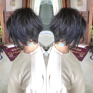 ショート カラー grand juteのヘアスタイル