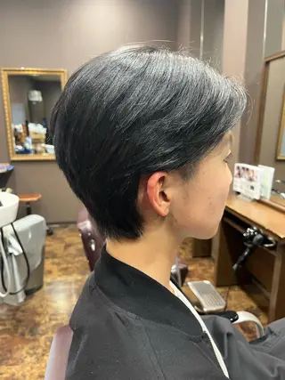 カラー メンズ 八木 凜のヘアスタイル