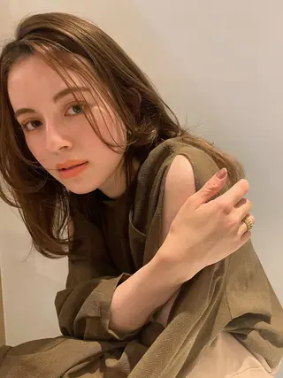 ロング 佐藤 かののヘアスタイル