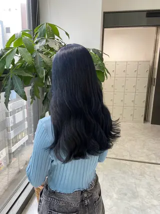 セミロング カラー パーマ ヘアアレンジ 透明感ブリーチカラー 🌈TOMOHIROのヘアスタイル