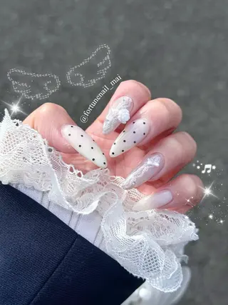 ネイル 🎀Mai 🎀4/27空のネイルデザイン