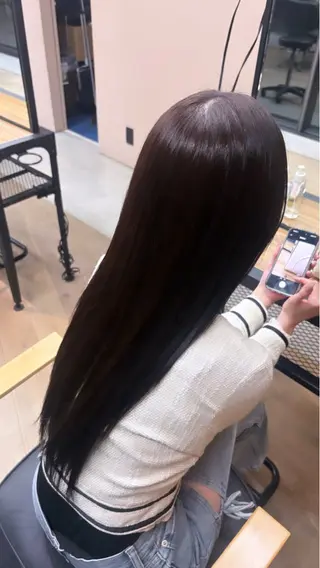 カラー 🩶𝐤𝐢𝐧𝐚 🩶のヘアスタイル