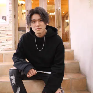 ショート カラー メンズ 河端 春綺のヘアスタイル