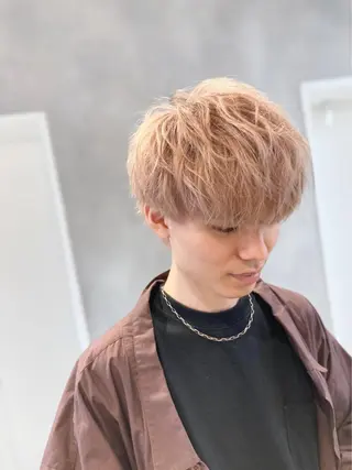ショート カラー メンズ ハイトーン×レイヤー ／遠藤将太のヘアスタイル