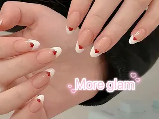 ネイル MoreGlam Nailsのネイルデザイン