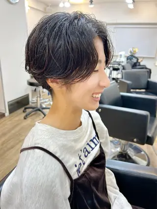 ショート パーマ kiy by ioeのヘアスタイル