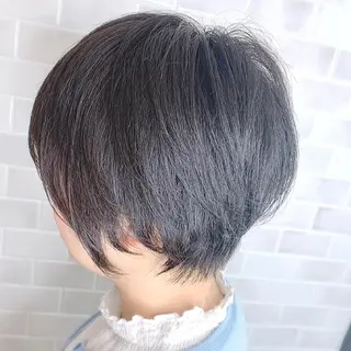 ショート 木下 旬起のヘアスタイル