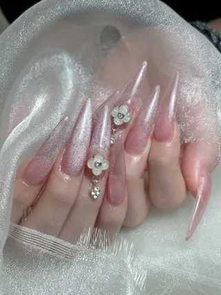 ネイル 里奈 Nailのネイルデザイン