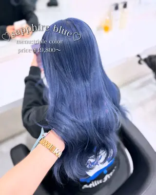 ロング カラー 🩵色落ち可愛い 寒色カラー🩵のヘアスタイル