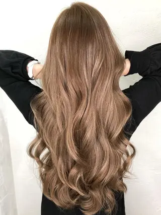 ロング カラー マツエク・マツパ 髪質改善専門店 エイジングケアのヘアスタイル