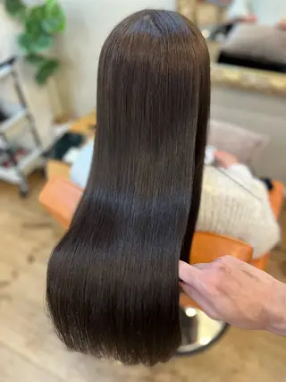 ロング ⚪️髪質改善 縮毛 店長 コウ⚪️のヘアスタイル