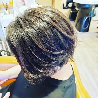 ショート カラー spa hair ark 富井直美のヘアスタイル