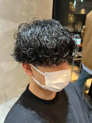 ショート パーマ メンズ 波巻きスパイラルパー マ/シャドウパーマ駿のヘアスタイル
