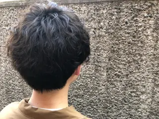 ショート パーマ メンズ 透明感カラー🤎 ゆりのヘアスタイル