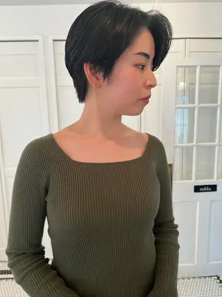 ショート ブリーチカラー🎀 韓国風/寺門美優のヘアスタイル