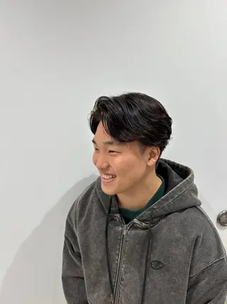 パーマ メンズ ダブルカラー 🩷Rio🩷のヘアスタイル