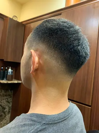 ショート メンズ 羽木 隆徒のヘアスタイル