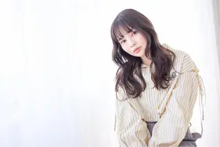 ロング カラー ⟡.·韓国ヘア*.゚ 室岡 咲希のヘアスタイル