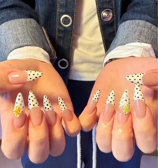 ネイル oichan 𖦹°‧のネイルデザイン