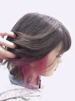 ショート カラー 加藤 憂のヘアスタイル
