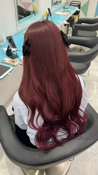 カラー akari🎀🤍 ガーリーstyleのヘアスタイル