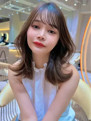 ミディアム カラー ❤️ブリーチなし💚 ダブルカラー平野実花のヘアスタイル