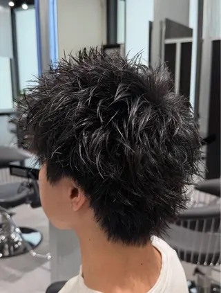 ショート スパイキーショート 長谷野真吾のヘアスタイル